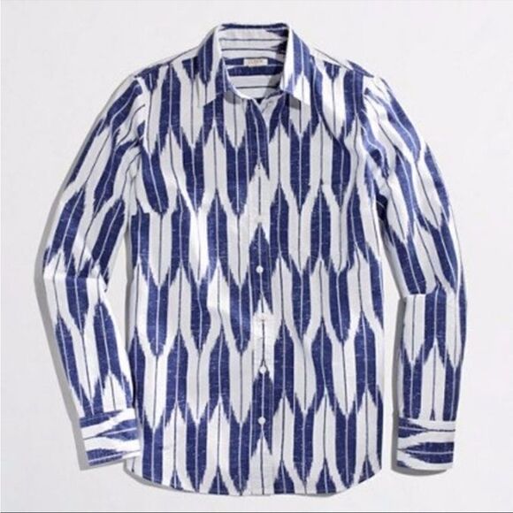 EUC J. Crew Blue Ikat Patterned Oxford Button-Down Shirt Sz. S - Picture 7 of 7